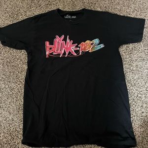 Blink 182 tshirt mens medium